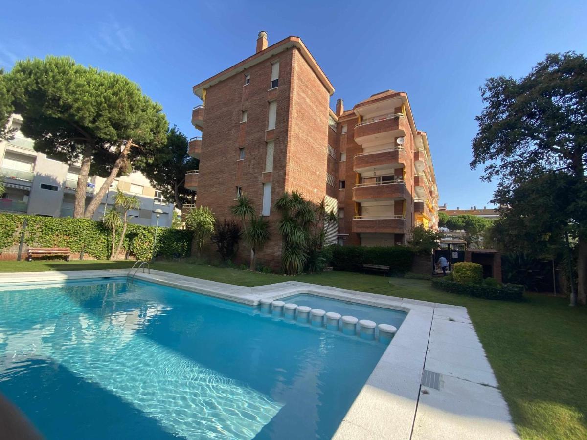 Las Antillas Con Piscina A Pie De Playa 4 Pax Lloret de Mar Esterno foto